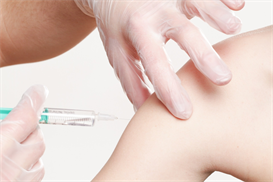 Impfung erfolgt in den Oberarm